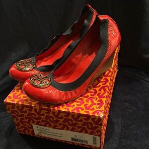 Authentic Tory Burch Caroline Wedge |65mm|Color: Lobster Red/Tory Navy|Size 6.5